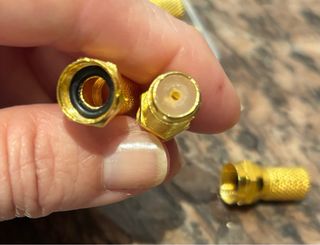 4 Pares Conectores F Dorados 8x7mm.