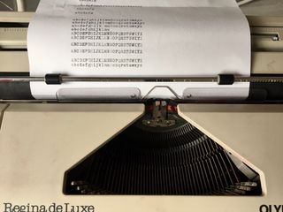 Máquina de escribir Olympia Regina de Luxe