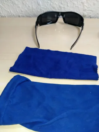 Gafas de sol negras  Marca CHOOPER