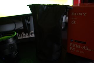 Lente Sony Vario-Tessar T FE 16-35mm F4 ZA OSS