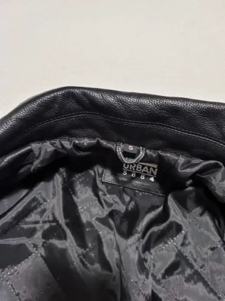 Cazadora cuero negra talla S