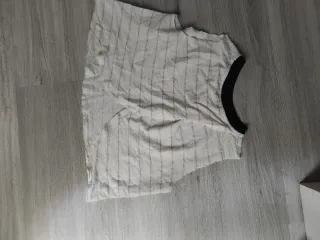 Lote 8 Camisetas, tops, bodies