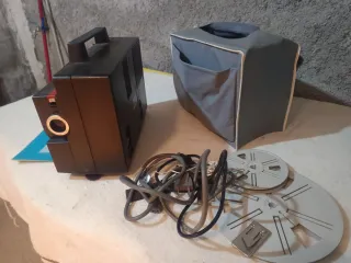 Proyector de cine antiguo