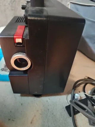 Proyector de cine antiguo