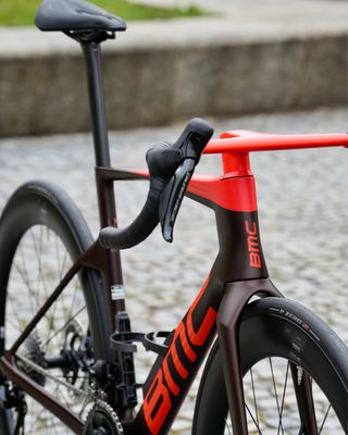 Cuadro, horquilla, cockpit, tija TEAMMACHINE R01