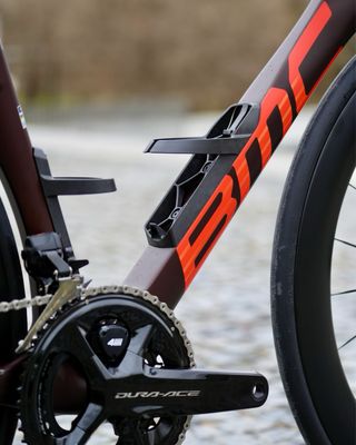 Cuadro, horquilla, cockpit, tija TEAMMACHINE R01