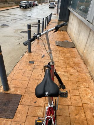 Bicicleta plegable Dahon Vitesse roja