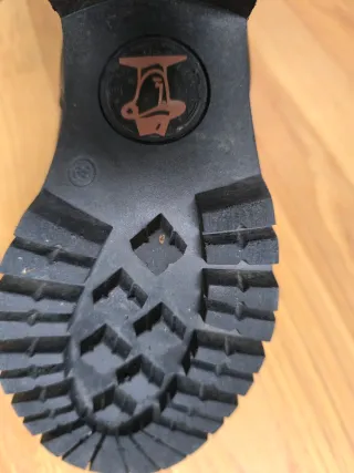 Botas de piel negras