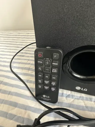 Subwoofer Activo Inalámbrico LG Negro