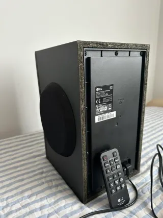 Subwoofer Activo Inalámbrico LG Negro