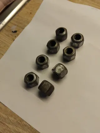 8 Tuercas Rueda Mini clasic