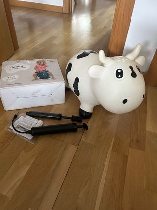 Vaca hinchable infantil KidzFarm