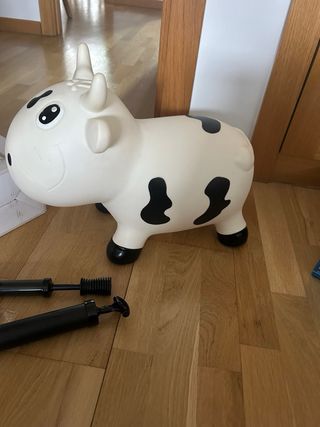 Vaca hinchable infantil KidzFarm