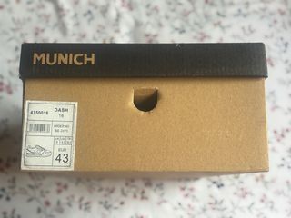 Zapatillas Munich Grises y Amarillas