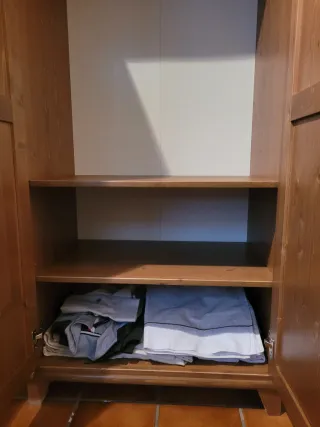 Armario de madera 2 puertas