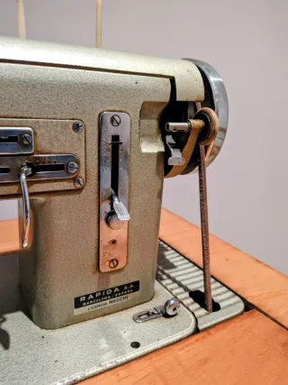 Máquina de coser Wertheim