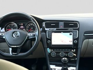 Volkswagen Golf 2.0 TDI Sport Line