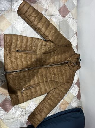 Chaqueta de invierno acolchada marrón