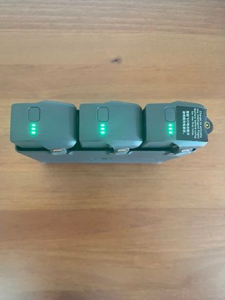 DJI Avata 2 + 3 Batterie + control dji