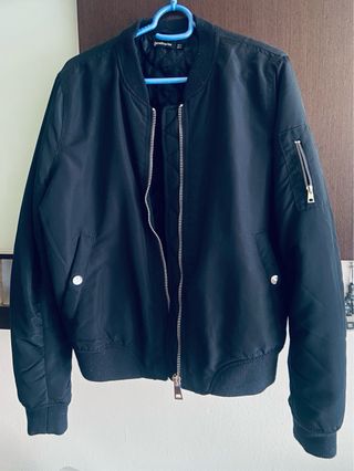 Cazadora Bomber Azul Marino Talla M Stradivarius