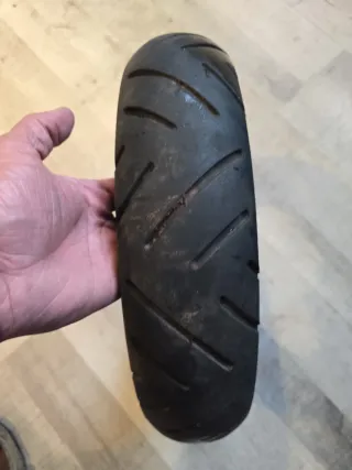Neumático 3.50-10 59J usado