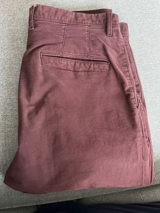 Pantalón chino Suitsupply morado