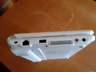 Mini portátil ASUS blanco