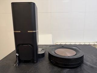 iRobot Roomba S9+ con base autovaciado