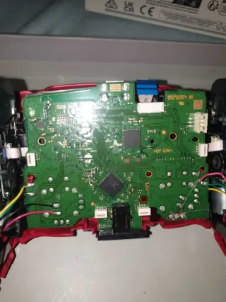 Mando PS5 DualSense Rojo y Negro