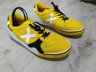 Zapatillas Munich Fútbol Sala Talla 42
