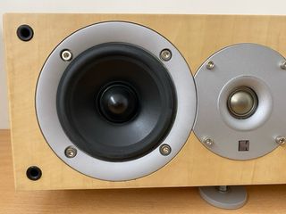 Altavoz Central KEF Cresta20C Marrón/Plata