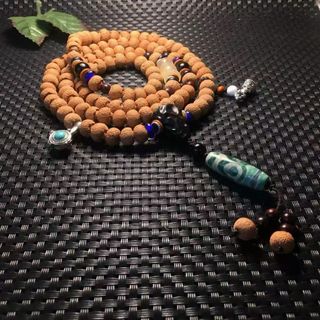 Pulseras de moda, collares (madera natural y valio