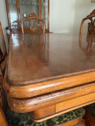 Conjunto Mesa y 6 Sillas Comedor ampliable