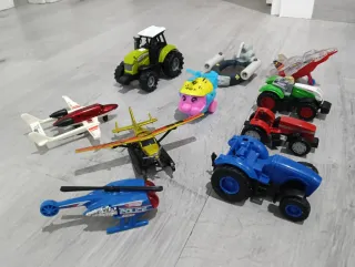 Lote 10 Juguetes: Aviones, Tractores y Barca