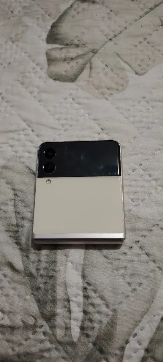Samsung Z3 Flip 5G 256GB crema