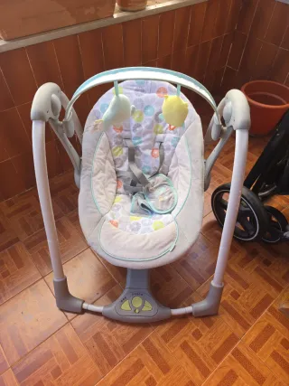Hamaca bebé con música y balanceo automático