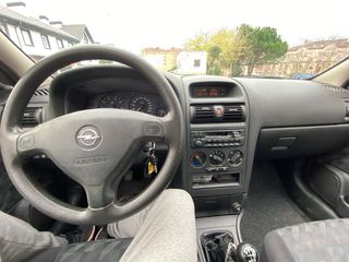 Opel Astra 2000 1.6 gasolina