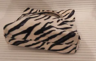 Bolso de mano estampado cebra