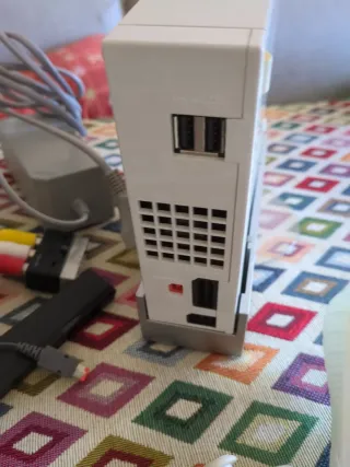 Consola Wii + Wii Sports + WiiPlay