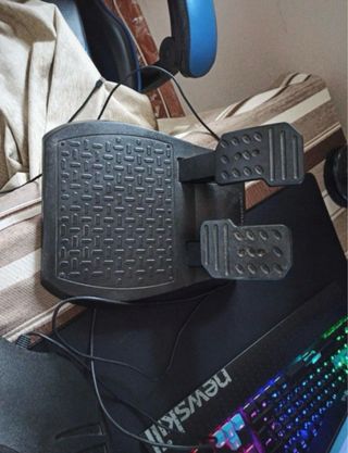 Volante Ferrari Xbox/PC con Pedales