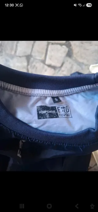 K-Way ragazzo taglia S blu omaggio calzini