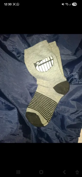 K-Way ragazzo taglia S blu omaggio calzini