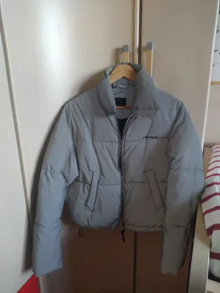 Cazadora reflectante gris