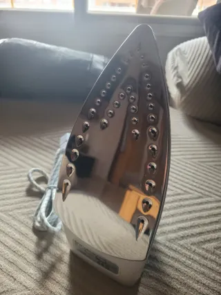 Plancha Moulinex Inicio 30 NUEVA PERO SIN CAJA