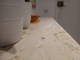 Recibidor de piedra blanco