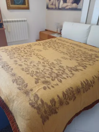 Coperta lana matrimoniale bordo ciniglia