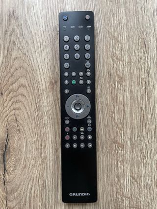 Television Grundig 32’’ - modelo Modelo VLE 7020 C