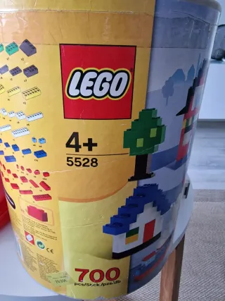 Caja piezas LEGO 5528 + 2 juegos mesa