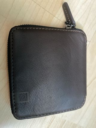 Porta carte Tucano vera pelle con zip marrone