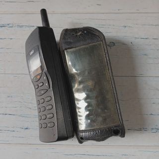 Teléfono móvil OKI OP1425 - Antiguo